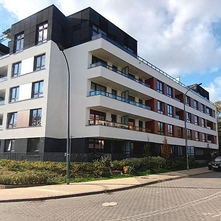 Krzemieniecka 8 Metro Slodowiec By Perfect Apart Varşovia Exterior foto